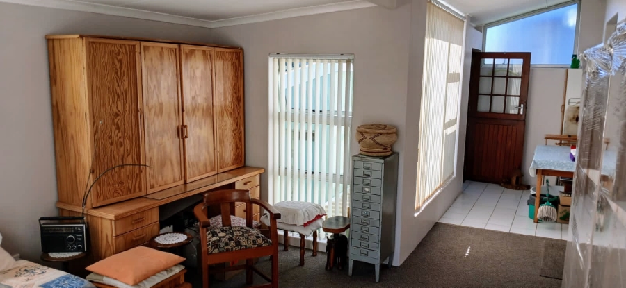 3 Bedroom Property for Sale in Stilbaai Wes Western Cape